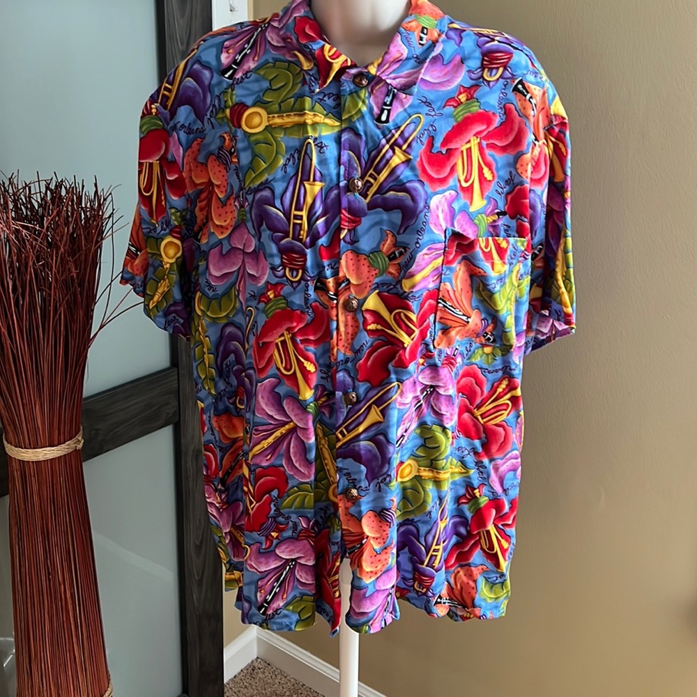 Men’s New Orleans Jazz Fest shirt